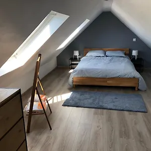  Hébergement de vacances Maisonnette à 100 De La